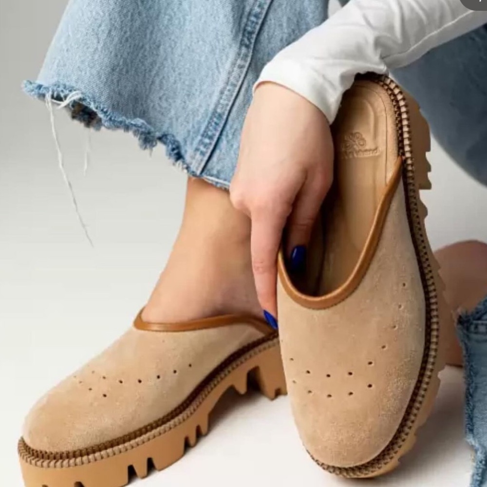Suede sabo